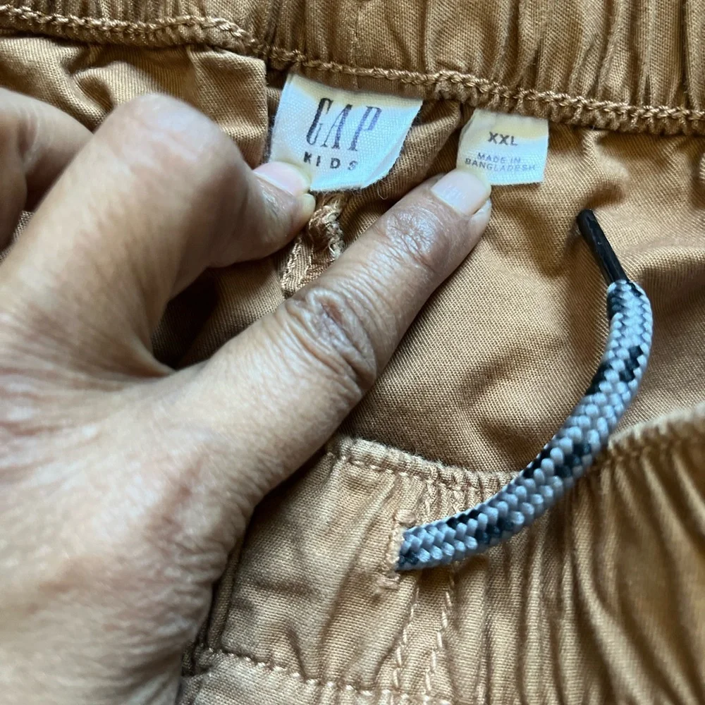 GAP kids tan